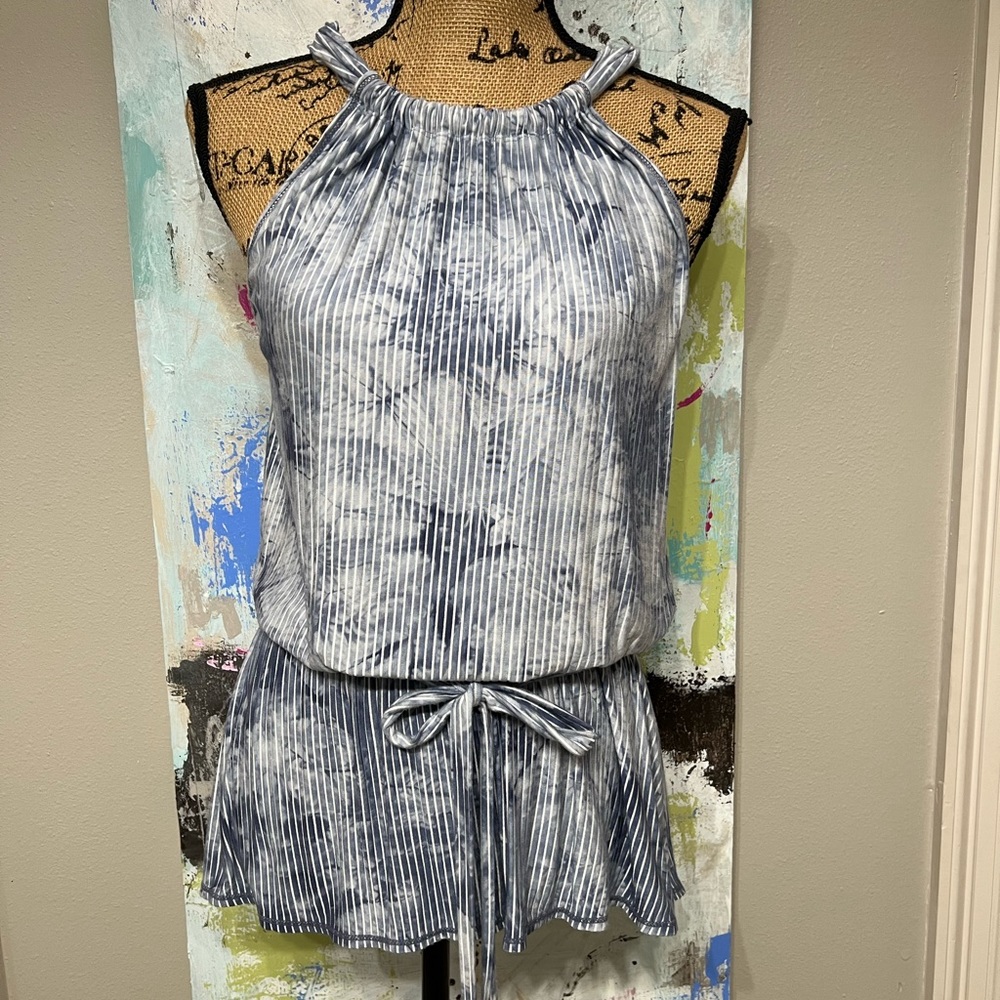 Chelsea and Violet shirt; SO cute and super lightweight! Size M 💋